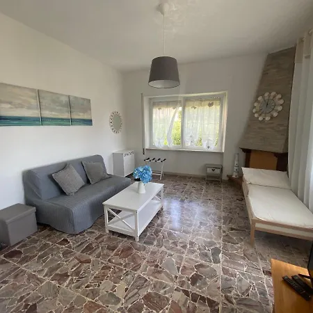 Casa Matilde & Aurora Con Giardino E Posto Auto Privato 아파트