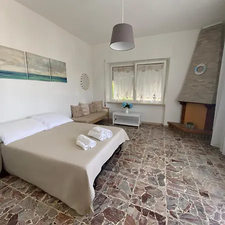 Casa Matilde & Aurora Con Giardino E Posto Auto Privato 시롤로